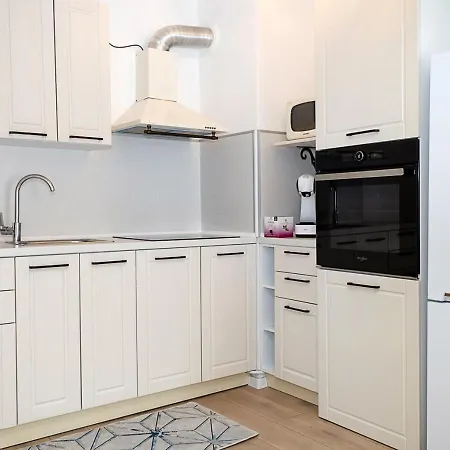 1br In Briz With Parking Space By Flat Manаger Апартаменты